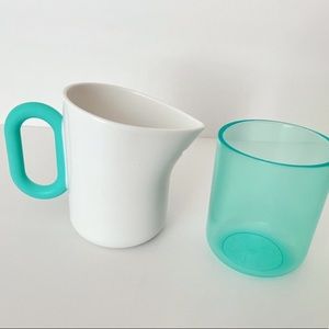 Lovevery Grooved Pitcher with Cup